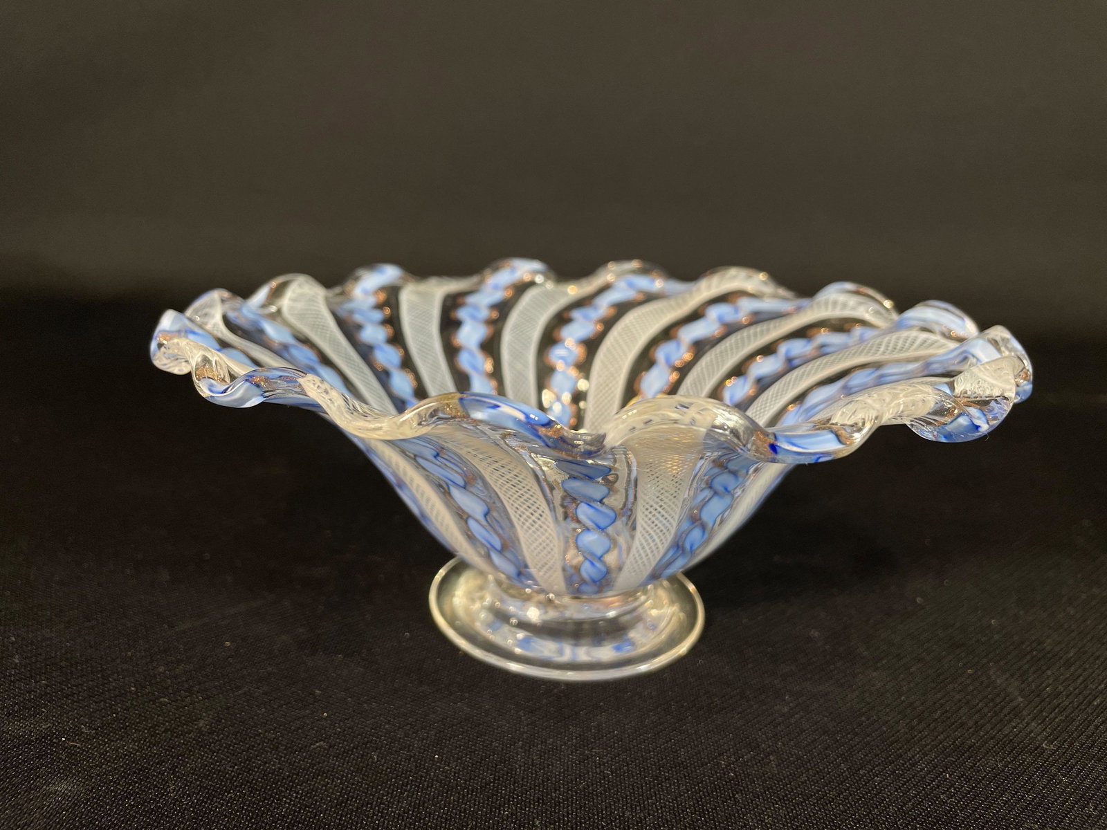 Murano Art Glass Ruffle Edge w/ Swirled & Lace Rods, Bowl, Made In Italy: 7-1/8"dia x 3", w/ Original Sticker