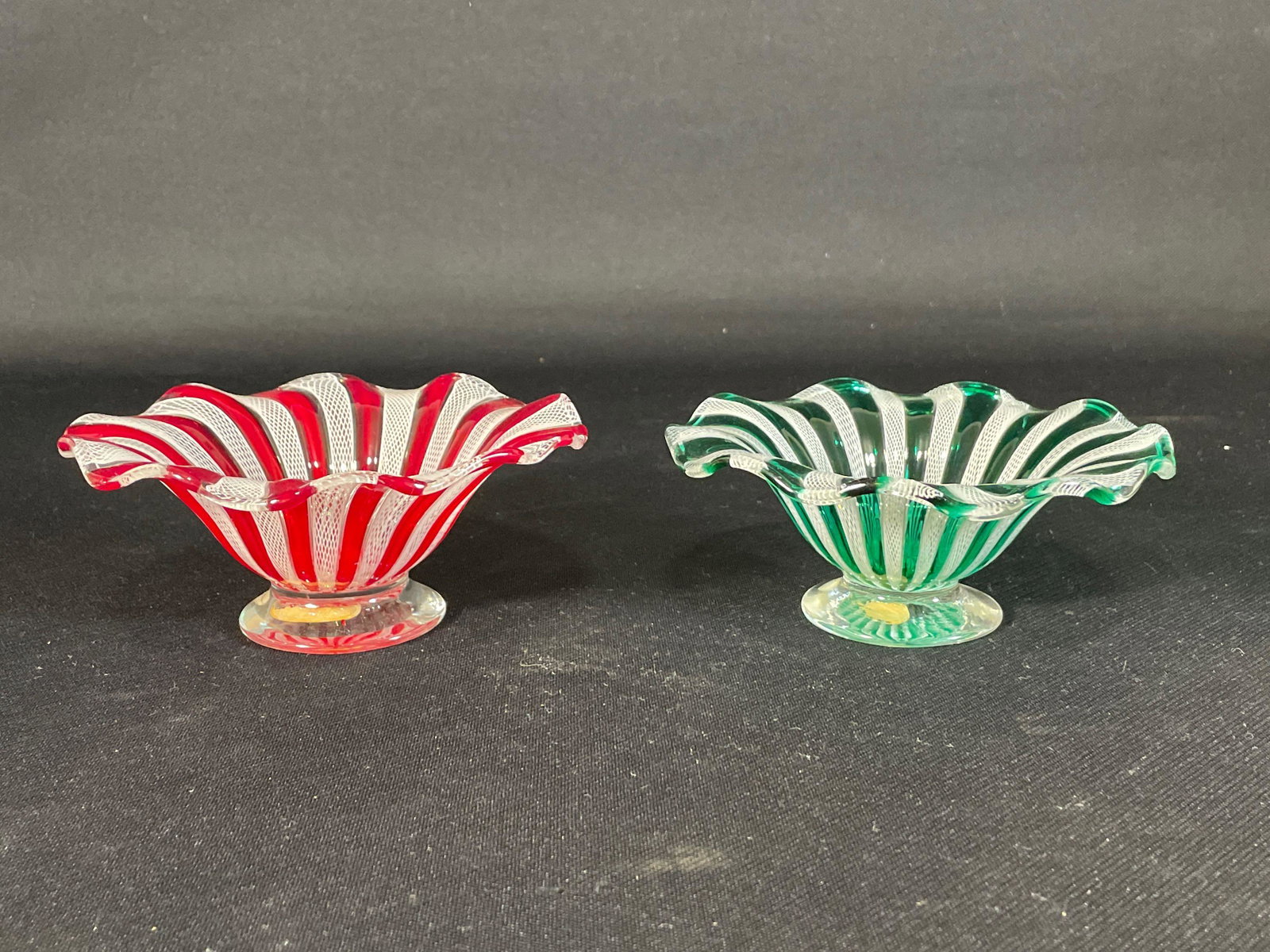 Pair Of Murano Art Glass Laced Rod Pedestal Bowls w/ Original Tags: 5-3/4"dia x 2-3/8"h