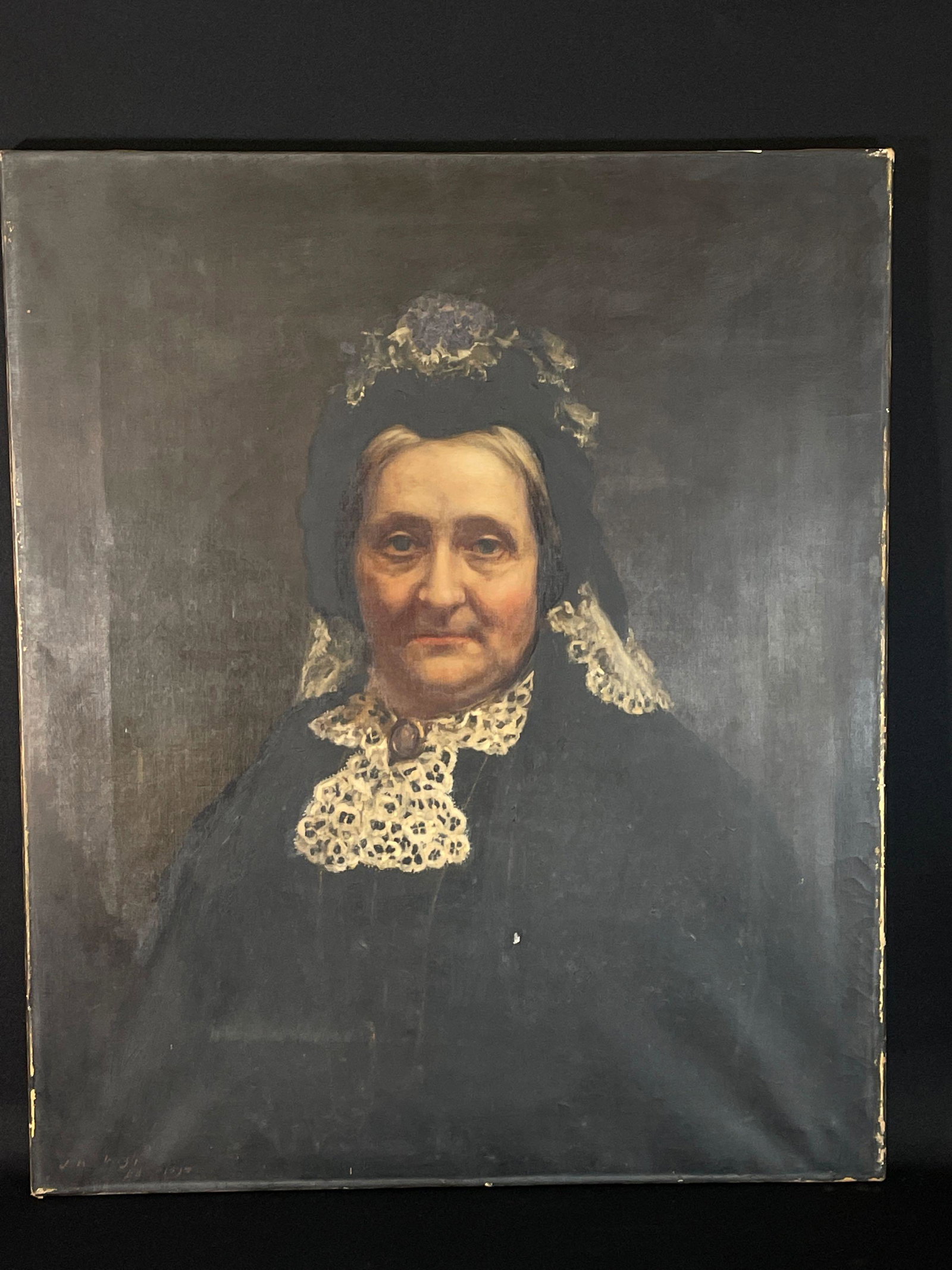 John Horsburgh, (Scotland 1835-1924) "Mrs Maxwell-Stuart" Oil on Canvas: Sight View 30" x 25", Mrs. Maxwell was a descendant of Mary Queen Of Scots, (Some Paint Chips)