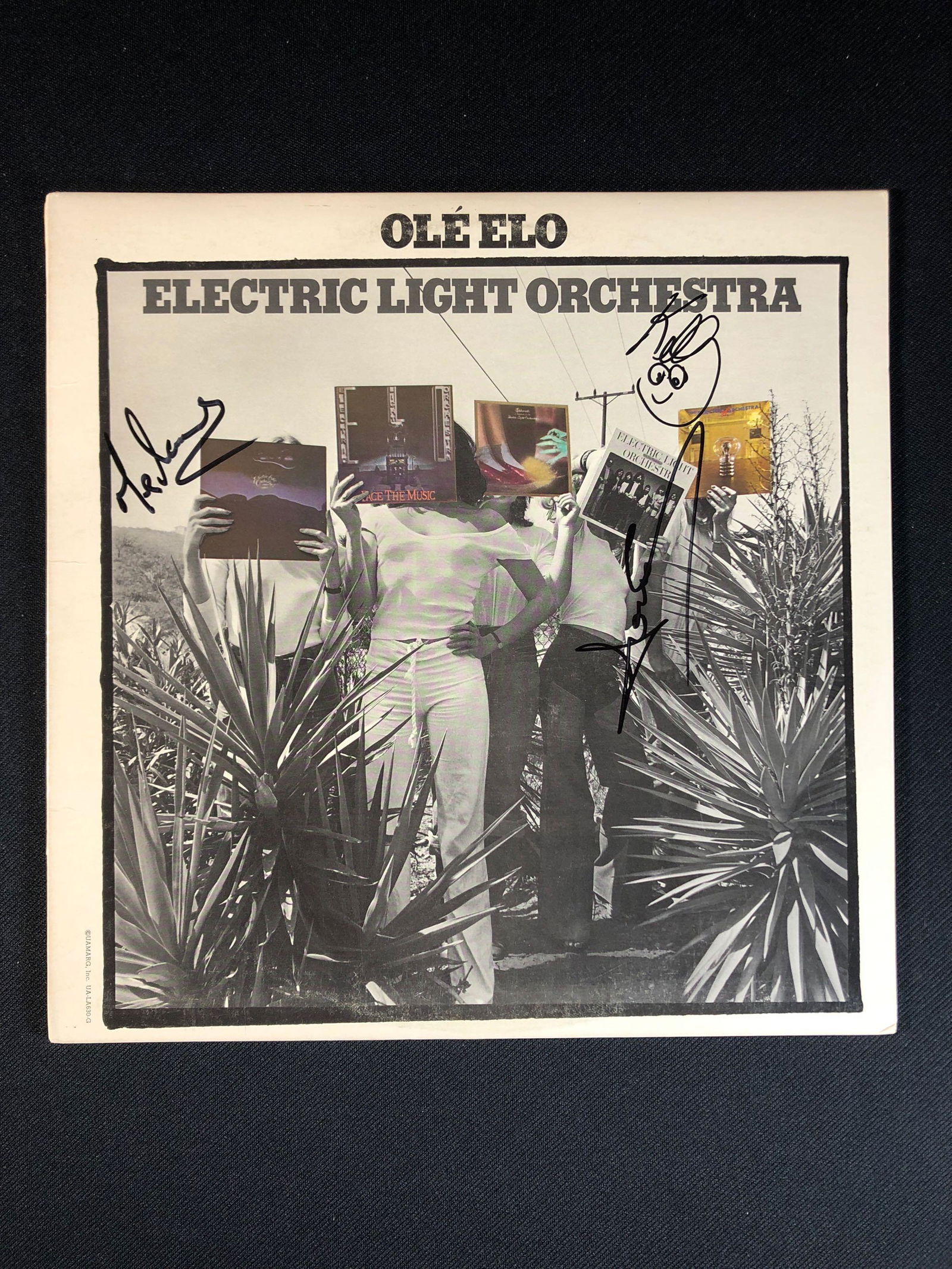 Electric Light Orchestra "OLE' ELO" Autographed Album (1 of 10)