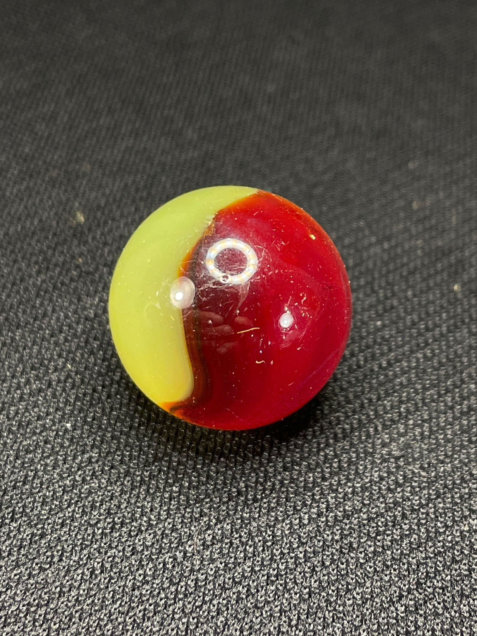 (1) Unusual Akro Fluorescent Marble 7/8": ...