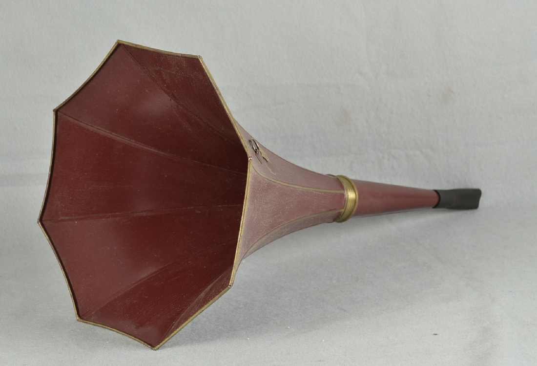 BURGUNDY METAL EDISON FIRESIDE 8-PANEL PHONOHRAPH: BURGUNDY METAL EDISON FIRESIDE 8-PANEL PHONOHRAPH HORN, 11" DIA @ MOUTH. PARTIAL DECALS