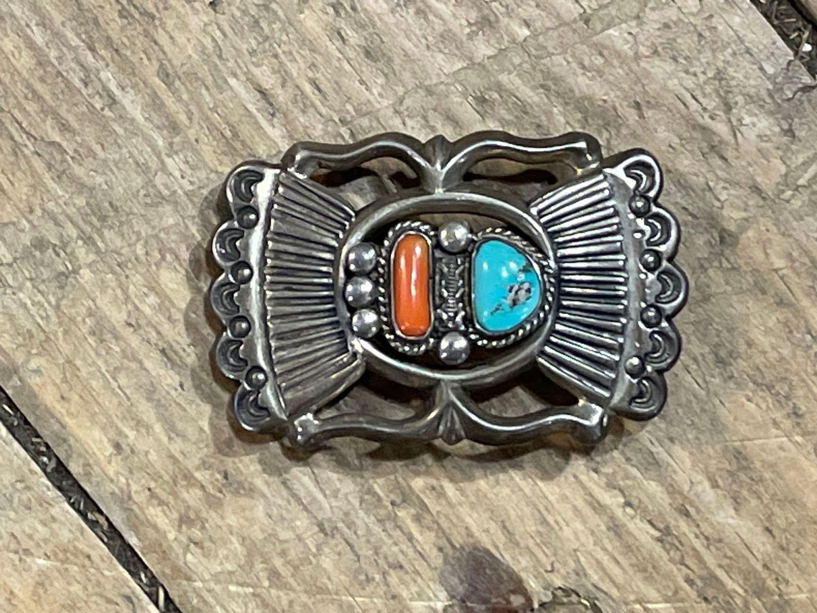 Silver Tone Belt Buckle (1 of 2)