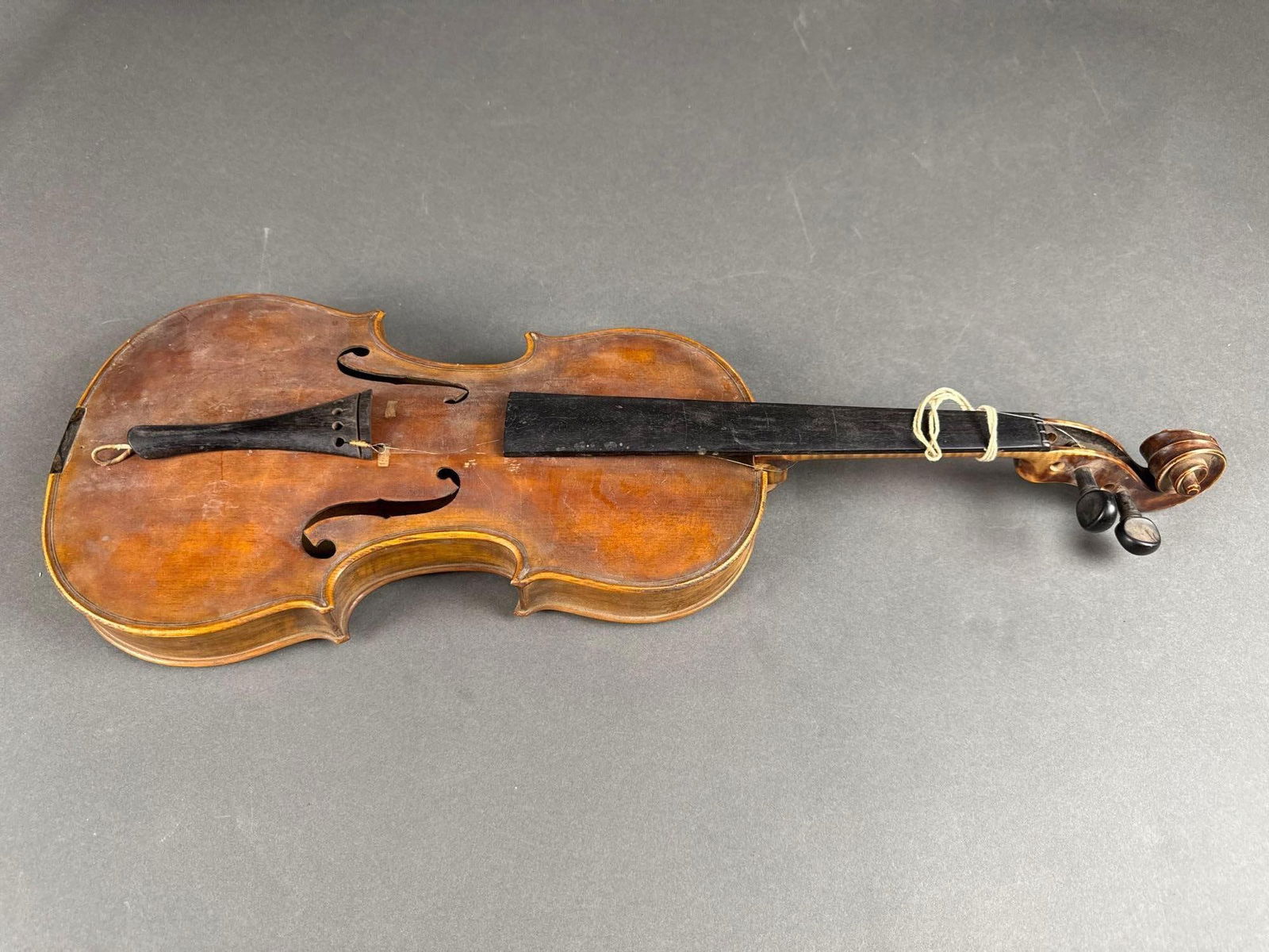 Home made violin by the Gilmore brothers of Kooskia (1 of 2)