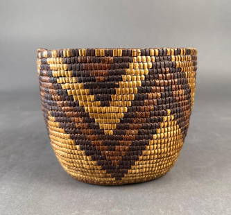 Native American Great Cowlitz basket, finely woven, 1890s: 6" tall great design and patina  Low Estimate: 400.00 High Estimate: 900.00
