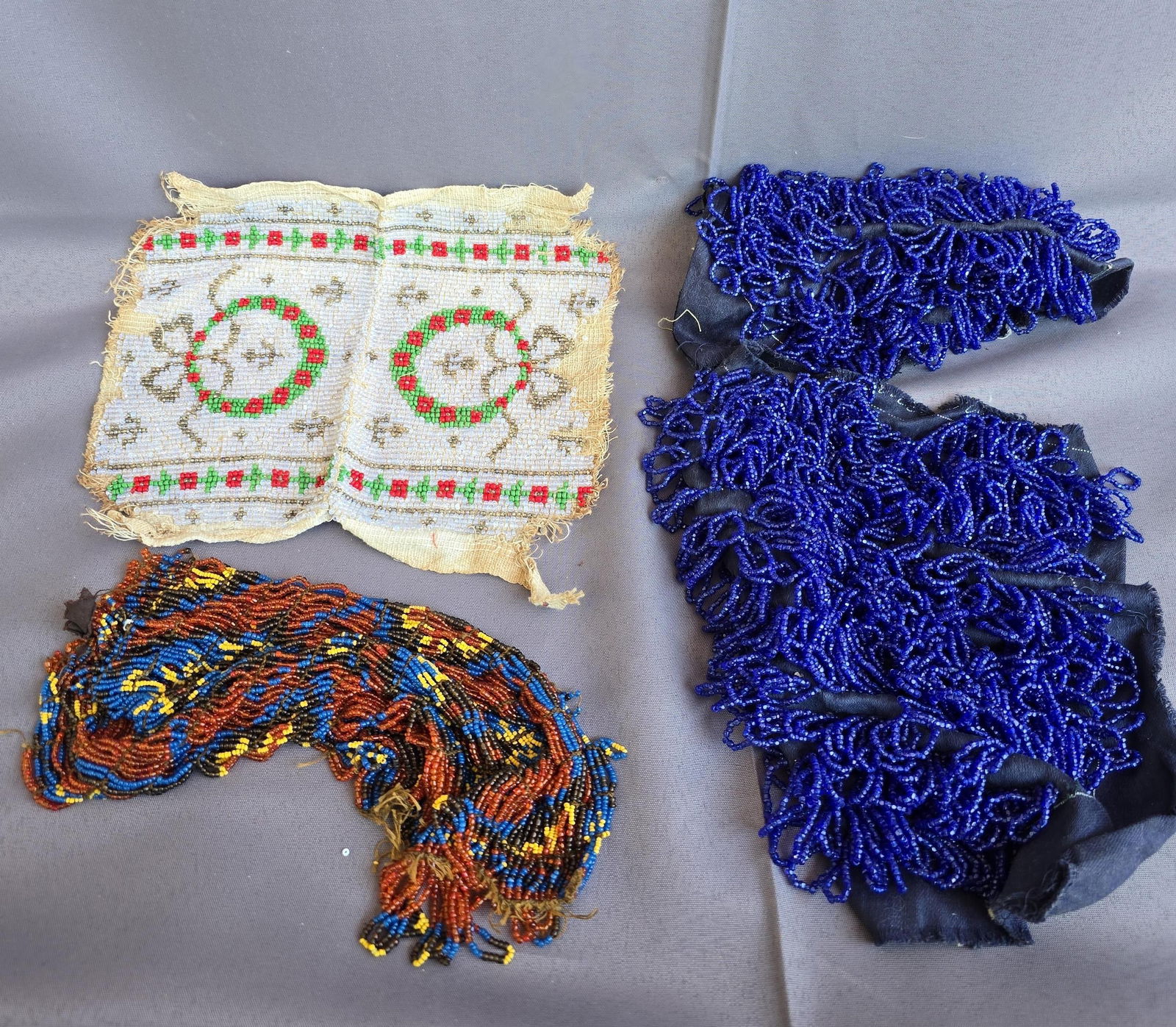 (3) Victorian beaded purses for beads (1 of 2)