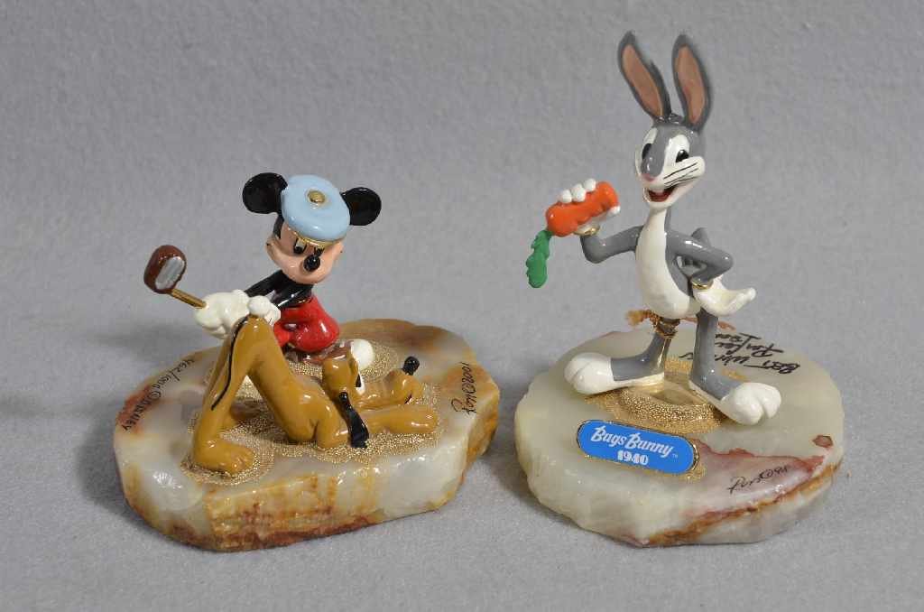 (2) RON LEE LIMITED EDITION DISNEY FIGURINES, 6" "BUGS: (2) RON LEE LIMITED EDITION DISNEY FIGURINES, 6" "BUGS BUNNY" ARTIST PROOF SIGNED "BEST WISHES RON LEE", 3" MICKEY & PLUTO SIGNED 462/1000