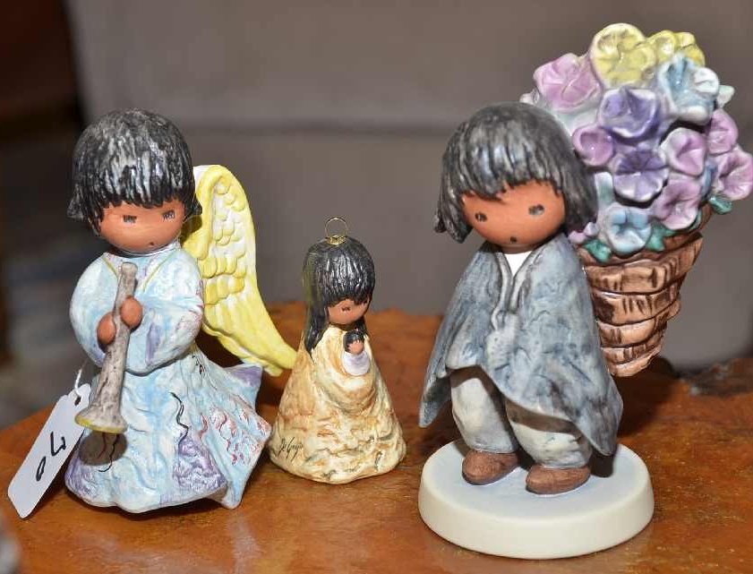 3 DeGRAZIA GOEBEL FIGURINES, 5" "PEDRO", 4 3/4": 3 DeGRAZIA GOEBEL FIGURINES, 5" "PEDRO", 4 3/4" "CHRISTMAS", 3" "CHRISTMAS SPIRIT"