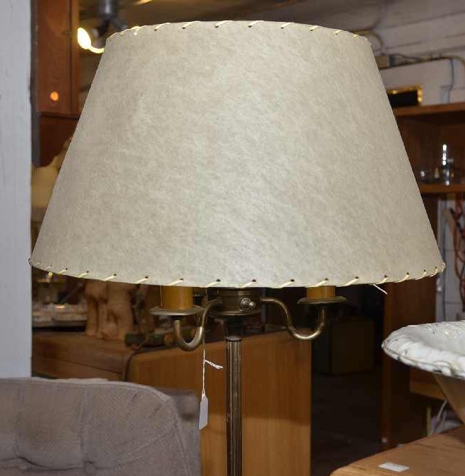 4 BULB ELEC. METAL FLOOR LAMP: 4 BULB ELEC. METAL FLOOR LAMP