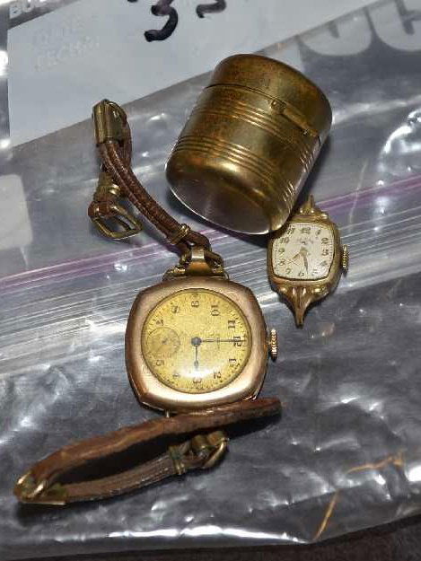 2 LADIES WRIST WATCHES, SMALL ONE ELGIN 14K GOLD CASE,: 2 LADIES WRIST WATCHES, SMALL ONE ELGIN 14K GOLD CASE, INSCRIBED WAHI "47", 19 JEWEL, L525952,WT..235 TROY OZ., 15 JEWEL ELGIN GOLD FILLED WRISTWATCH,SMALL GOLD COLORED PILL CONTAINER.