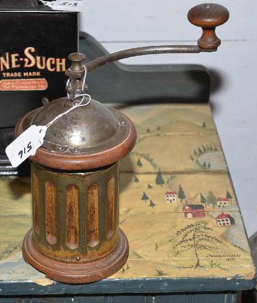 WOOD 7 BRASS COFFEE GRINDER.: WOOD 7 BRASS COFFEE GRINDER.