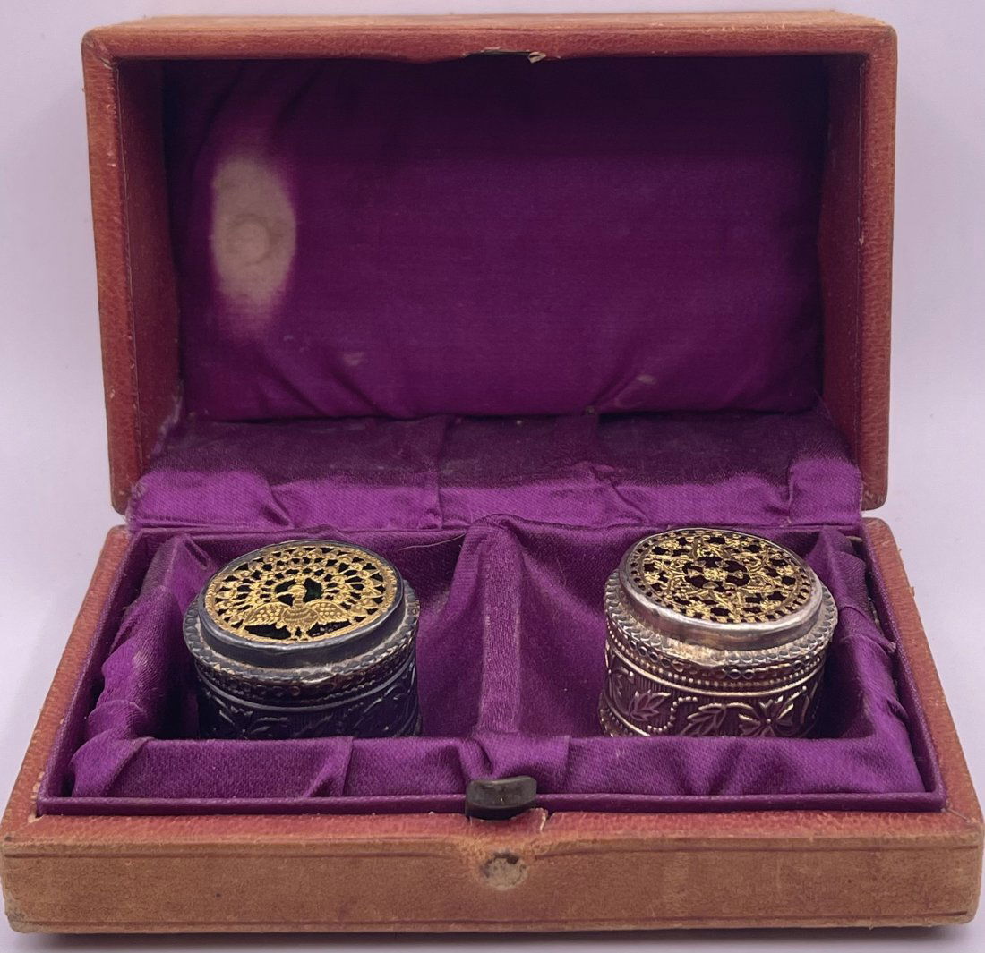 Victorian Sterling Silver & Glass Patch Boxes (0093) on Jan 22, 2023
