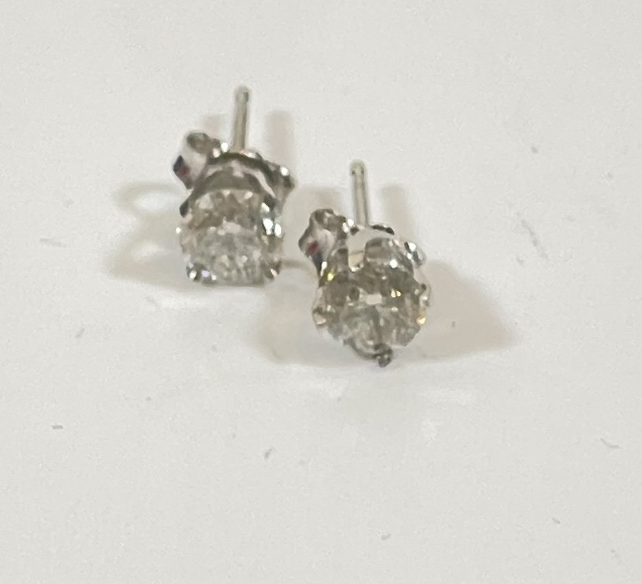 14k White Gold .80 TW Diamond Stud Earrings (1 of 2)