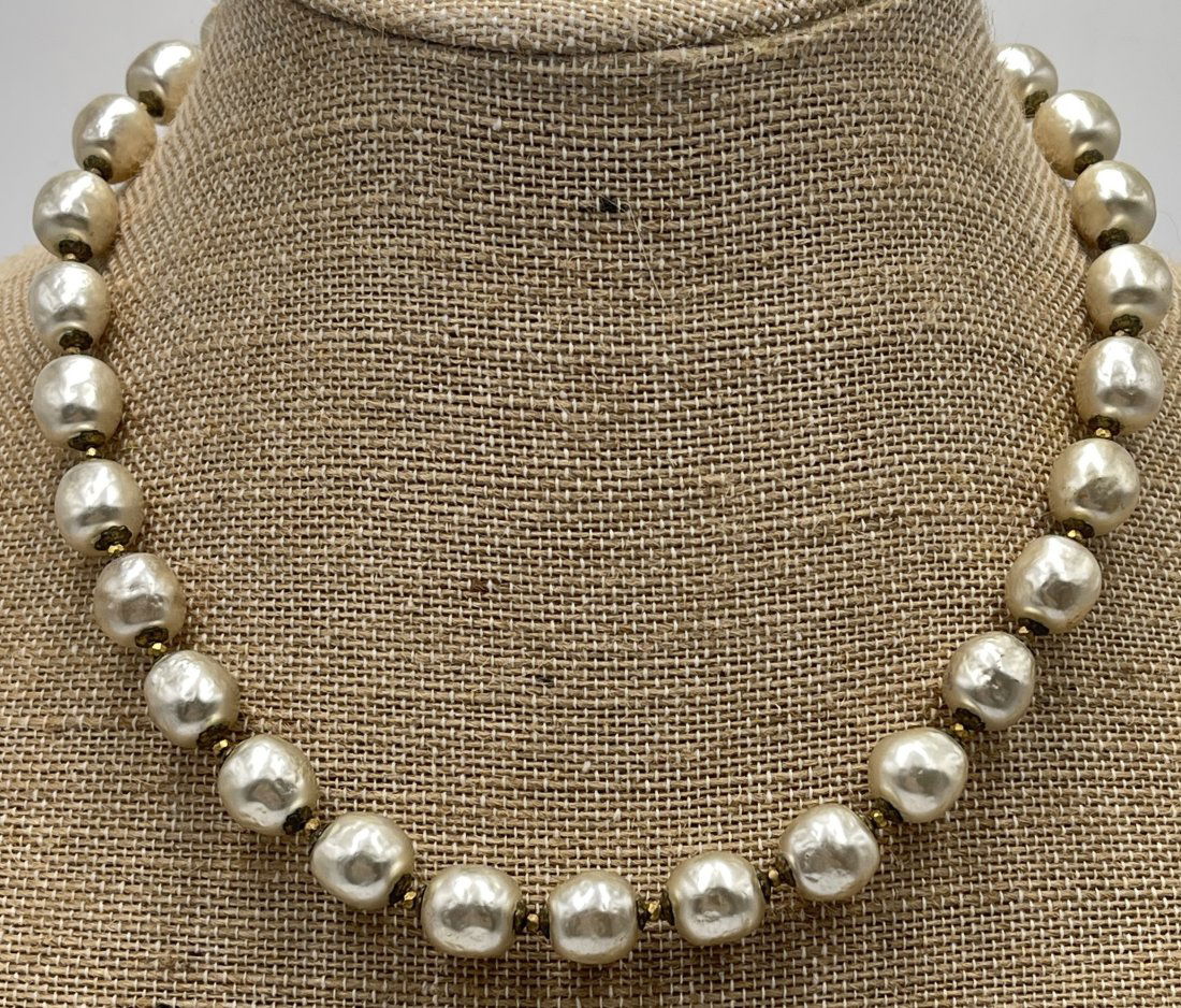Iconic Vintage Miriam Haskell Pearl Necklace (1 of 4)