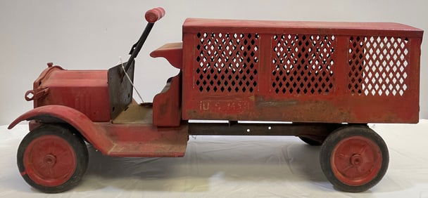 Keystone Packard U.S. Mail Ride-Em Toy Truck