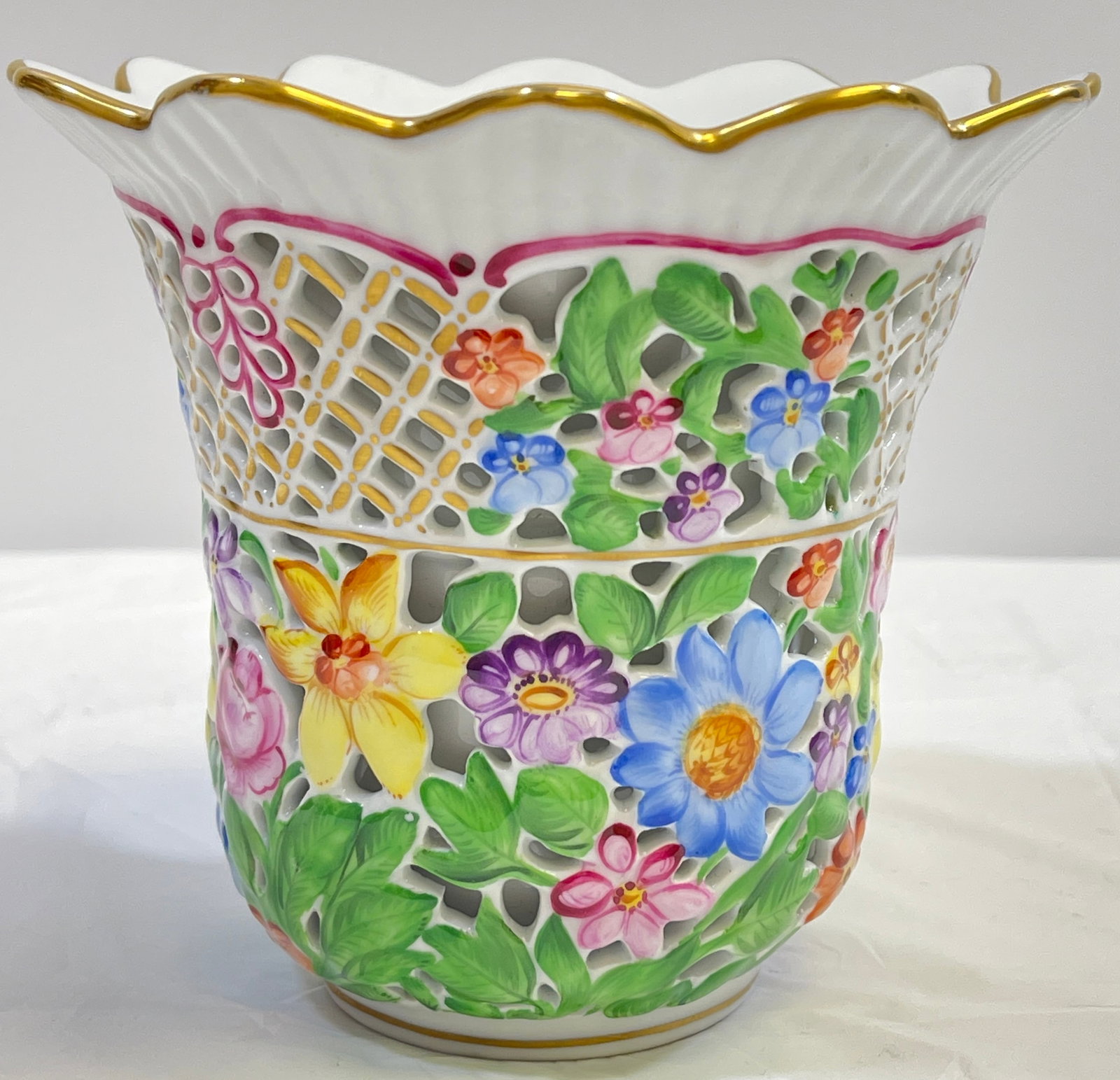 Herend Hungary Pierced Double Wall Vase 6420 (1 of 5)