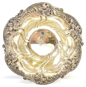 Art Nouveau Meriden Sterling Silver Repousse Bowl