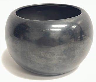 Juan Tafoya San Ildefonso Art Pottery Blackware Bowl 1984