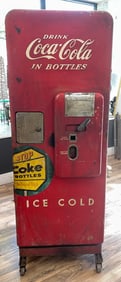 c1950 Coca Cola Vending Machine