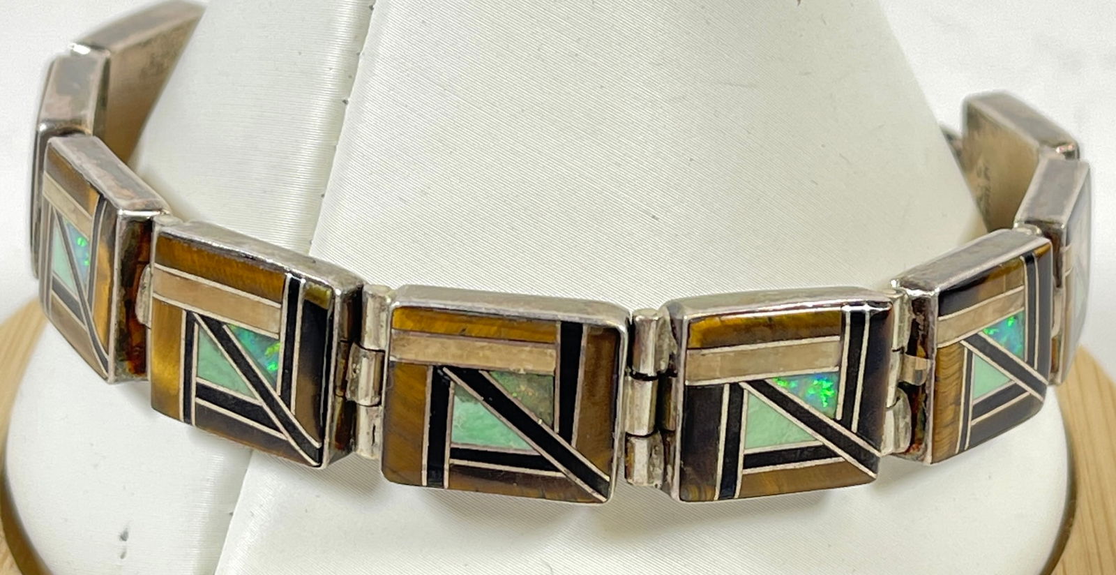 Vintage Zuni Native American Sterling Silver Inlay Multi Gemstone Bracelet (1 of 4)