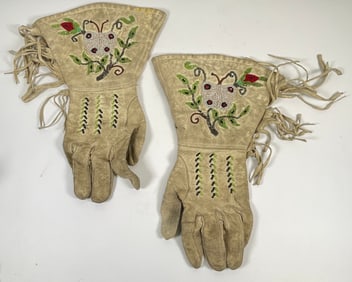 Pair Native American Pictoral Beaded Hide Gauntlets Gloves