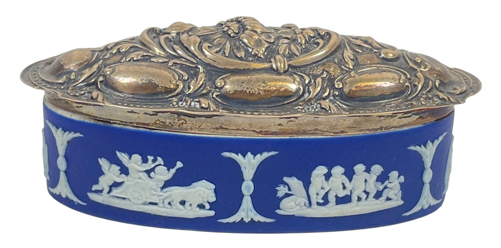c1905 Chester England Sterling Silver Wedgwood Covered Dish: Art nouveau repousse cover with flowers, dated 1905. Lion passant, mark for chester. Makers mark illegible. Dish measures 3.75 inches long, 1.5 inches wide. Silver weighs 16.6 grams.