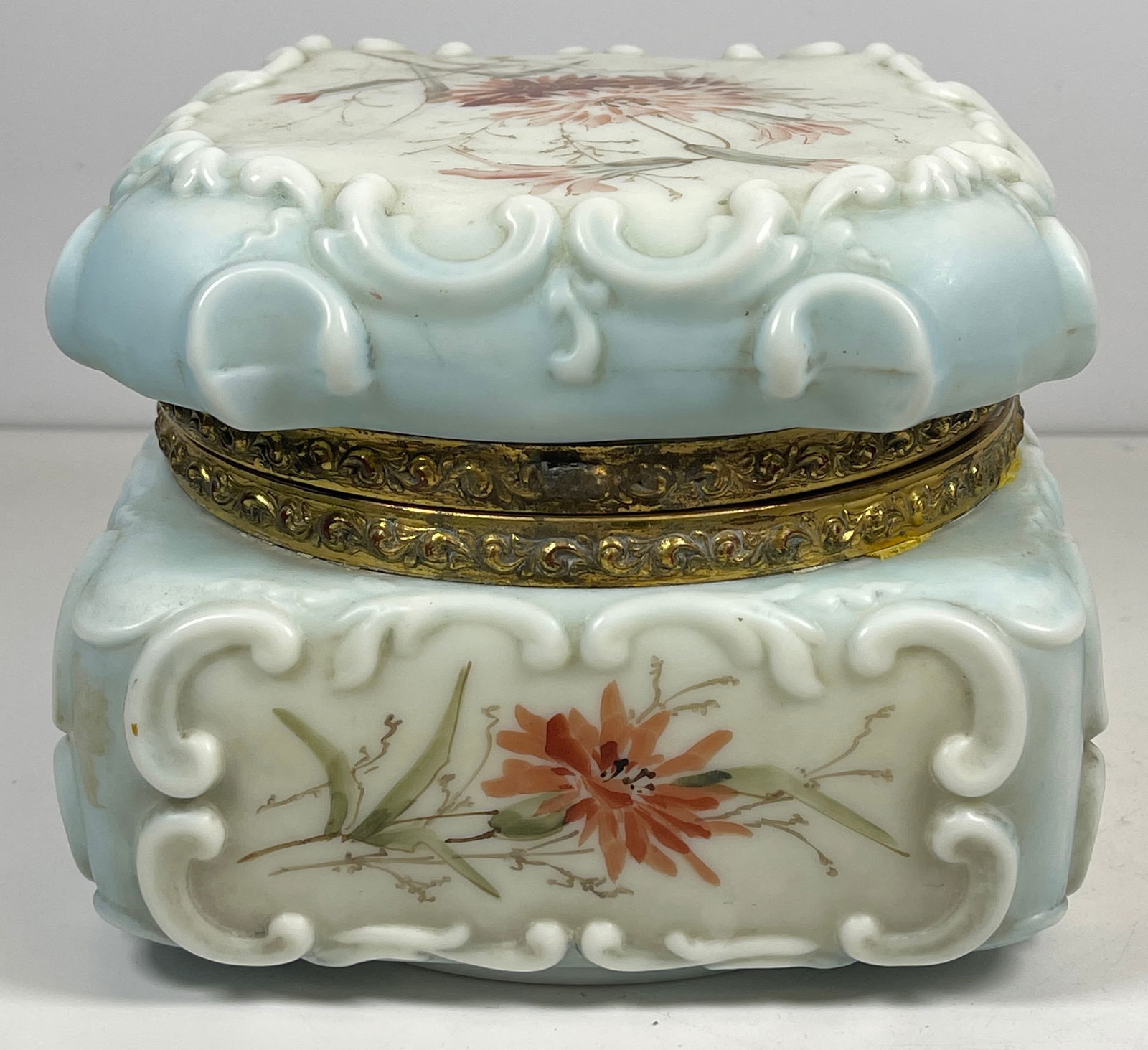 Large Wavecrest Hand Painted Dresser Box: Marked Wavecrest on the bottom. Measures 5.5 inches high, 7 x 7 inches square. Overall good condition, no chips or cracks.
