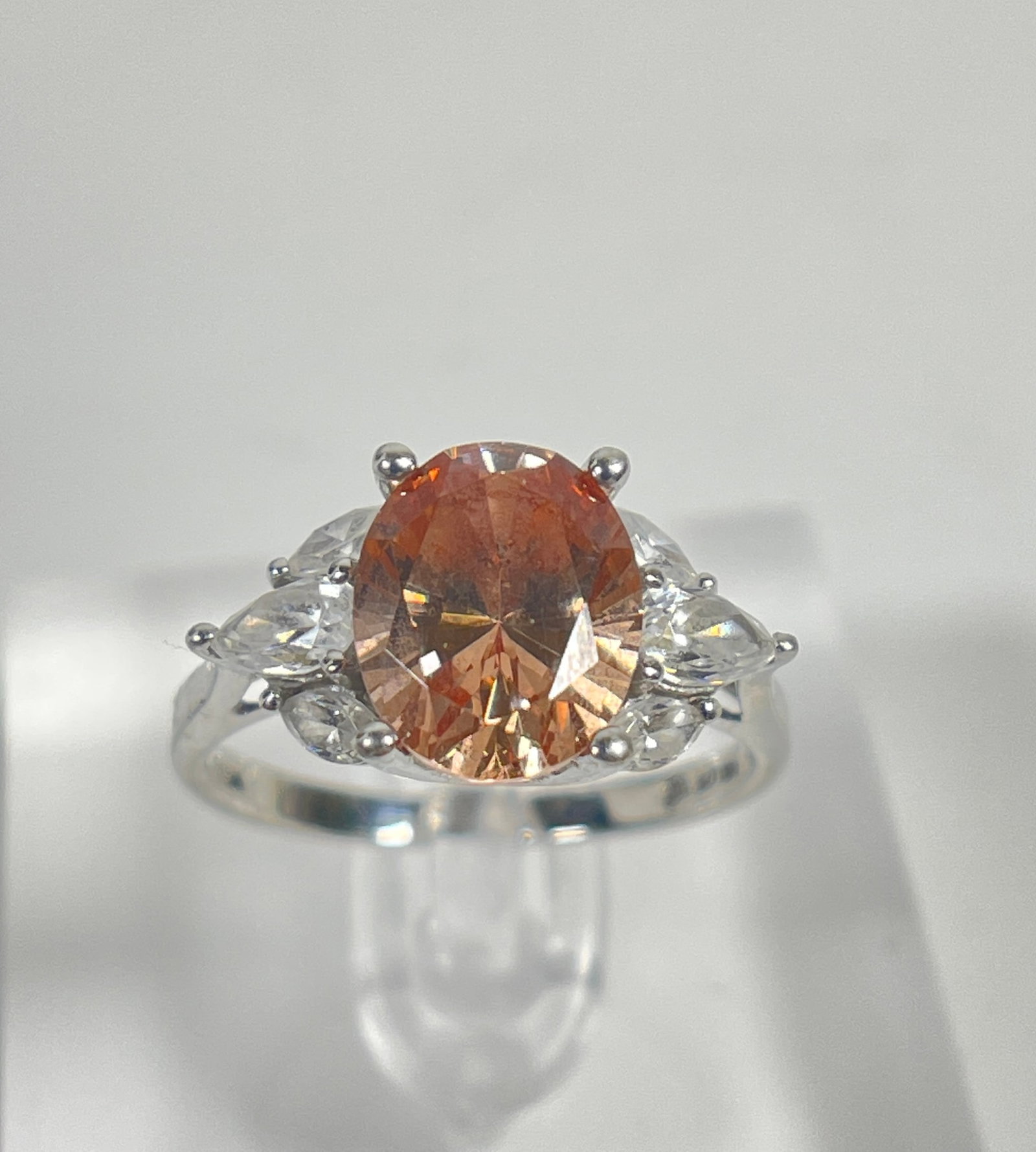 Vintage 14k White Gold & Tanzanite Cocktail Ring size 8: Center tanzanite surrounded by czs set in 14k white gold. Total weight 3.7 grams.
