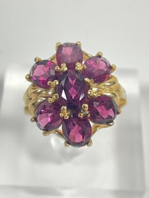 Vintage 14k Yellow Gold & Garnet Ring size 9.5