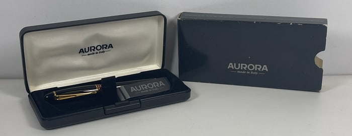 Aurora Italy Ipsilon Fountain Pen