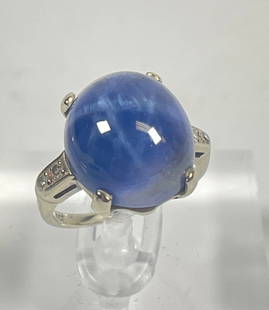 c1940 14k White Gold Diamond & Star Sapphire Ring size 5.5: Total weight 5.8 grams (3.7 dwt).