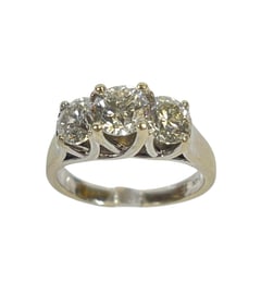14k White Gold 2 Carat Three Stone Diamond Ring size 6.5
