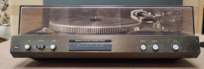 Dual CS 731Q 2 Speed Automatic Direct Drive Turntable