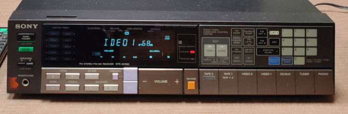 Sony STR-AV560X Receiver Hi-Fi Stereo w/ Remote