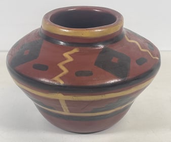 c1930 North Dakota School of Mines Bentonite Vase Native American Design