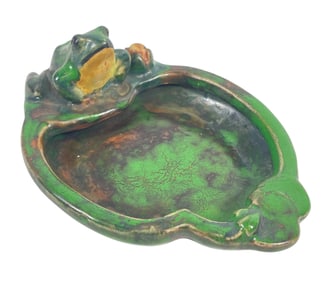 Weller Coppertone Pottery Frog Lilly Pond Dish