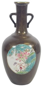 Antique Chinese Quialong Reign Qing Dynasty Famile Rose Vase