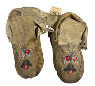 c1900 Native American Beaded Moccasins