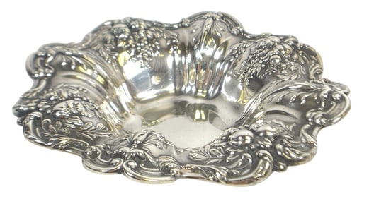 Reed & Barton Francis I Sterling Silver Repousse Bon Bon Bowl