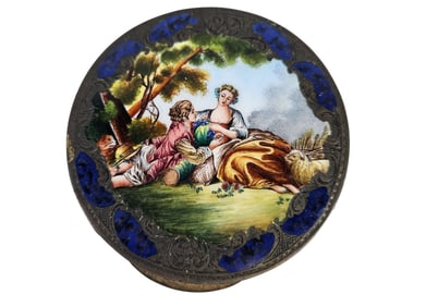 Mid Century Enamel Silver Compact