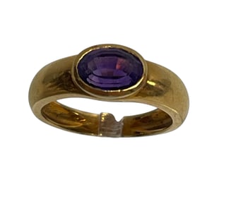 18k Yellow Gold & Amethyst Ring size 7
