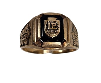 Mid Century 10k Yellow Gold & Onyx Class Ring Size 7