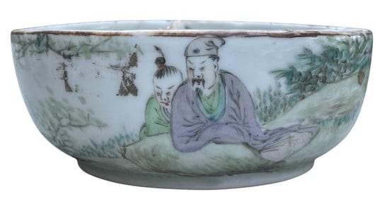 Quialong Period Qing Chinese Famille Rose Divided Bowl