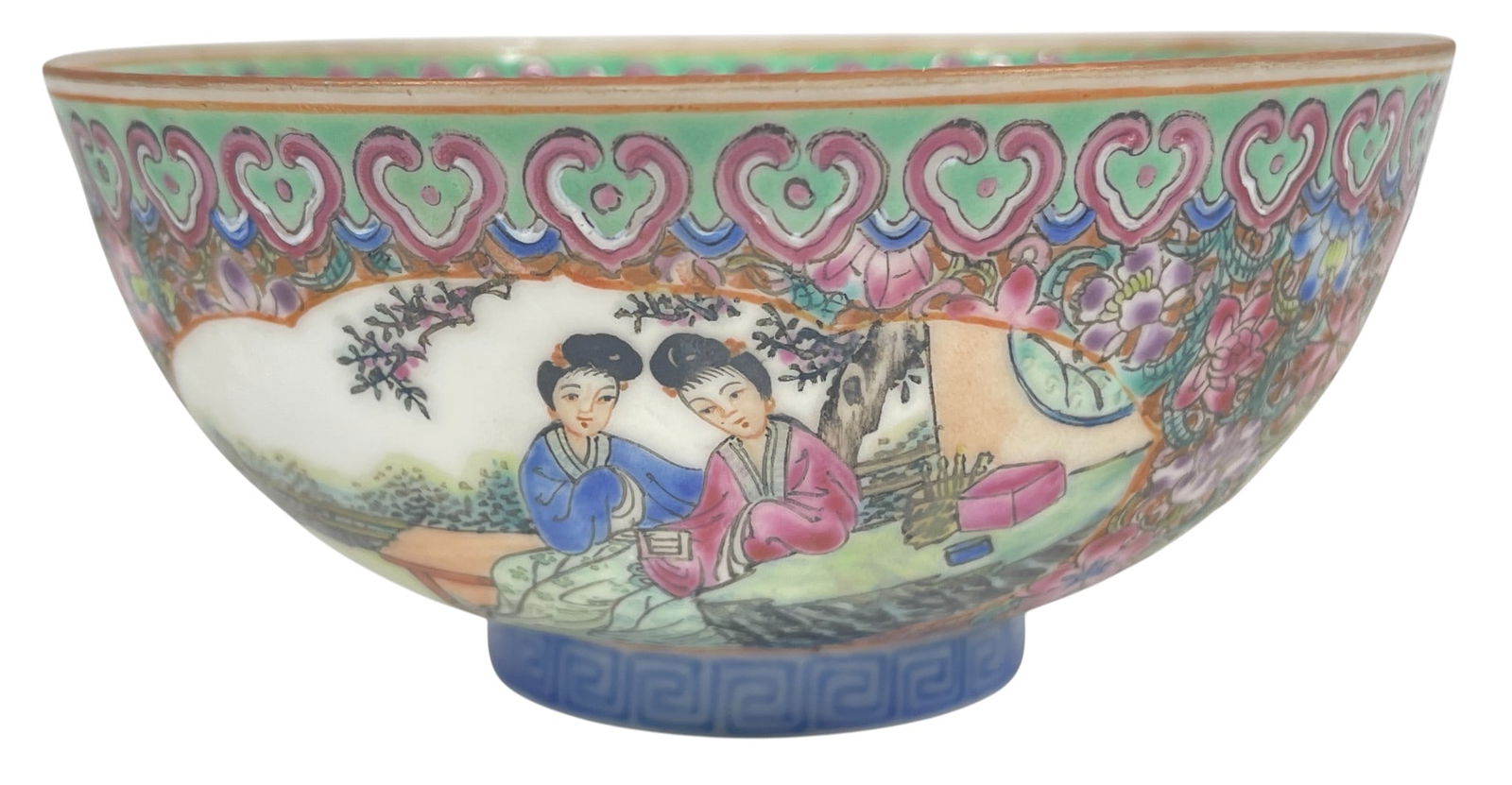 Antique Chinese Quialong Period Eggshell Porcelain Bowl: Marked on the bottom, please see photos. Measures 2.25 inches high, 5.125 inches in diameter. Overall good condition, no chips, cracks, breaks or repairs. Checked with a UV light. Comes from an extens