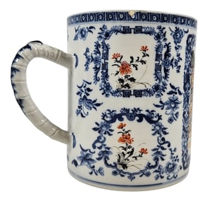 18th Century Chinese Export Porcelain Mug