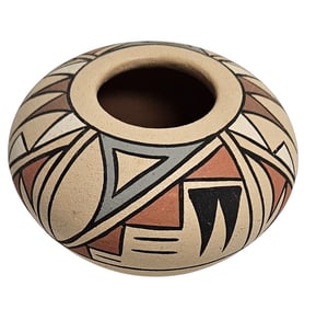 Joe & Thelma Talachy  Pojoaque Pueblo Pottery Jar