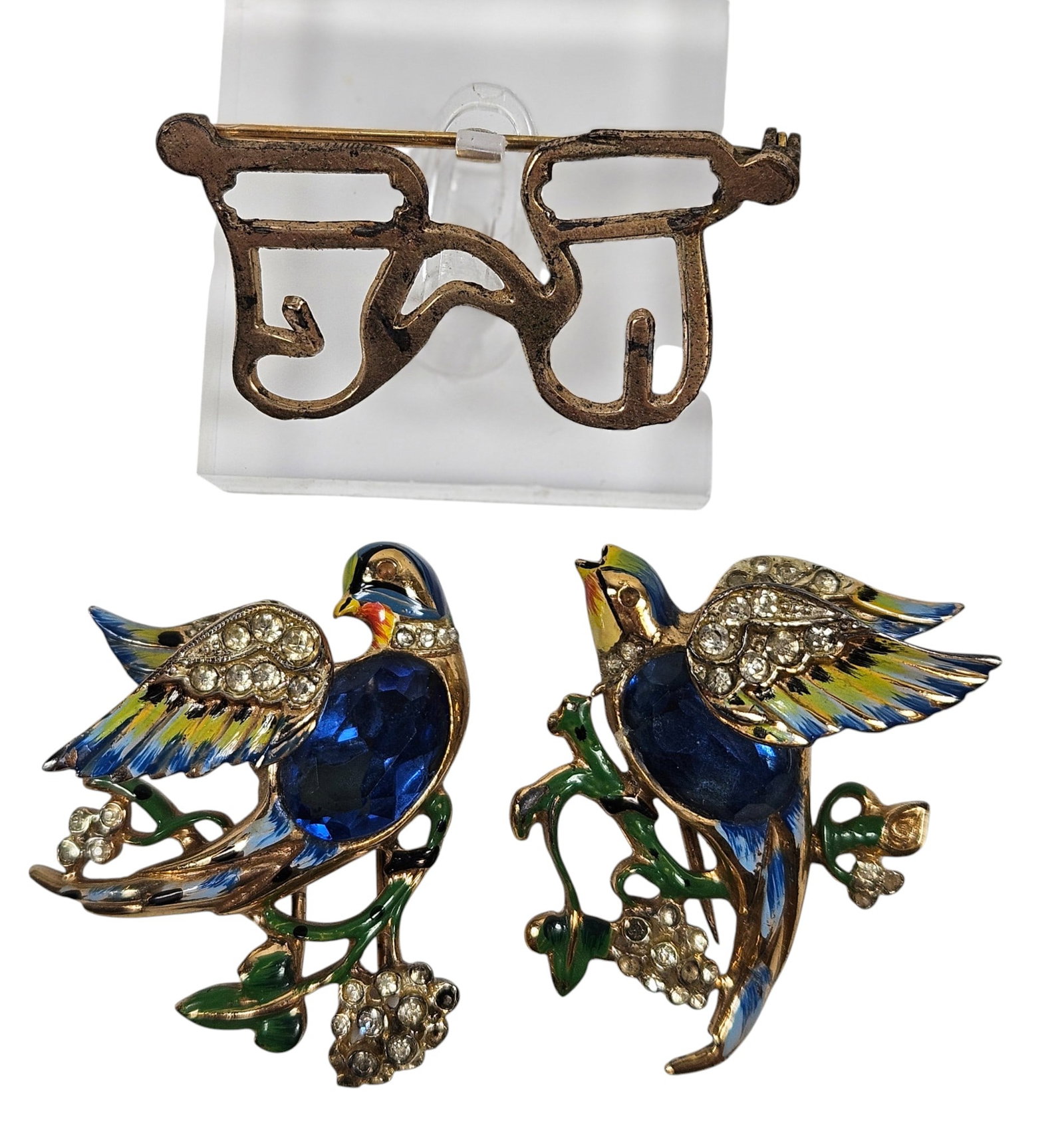 Corocraft Sterling 'Bill and Coo' Sapphire Belly Lovebirds Bird Duette: Gold plated sterling, rhinestones, enamelling. Marked: Pin clips marked Sterling, duette mechanism marked Coro Duette, Sterling, Pat No 1798867. Reference: Advertised for sale at Sibley Lindsay and