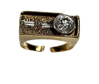 Mens Art Deco 14k Yellow Gold Diamond Ring size 7