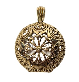 18k Yellow Gold Gubein Pendant Watch
