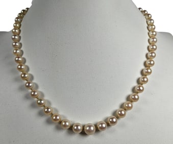 14k White Gold Diamond & Pearl Necklace
